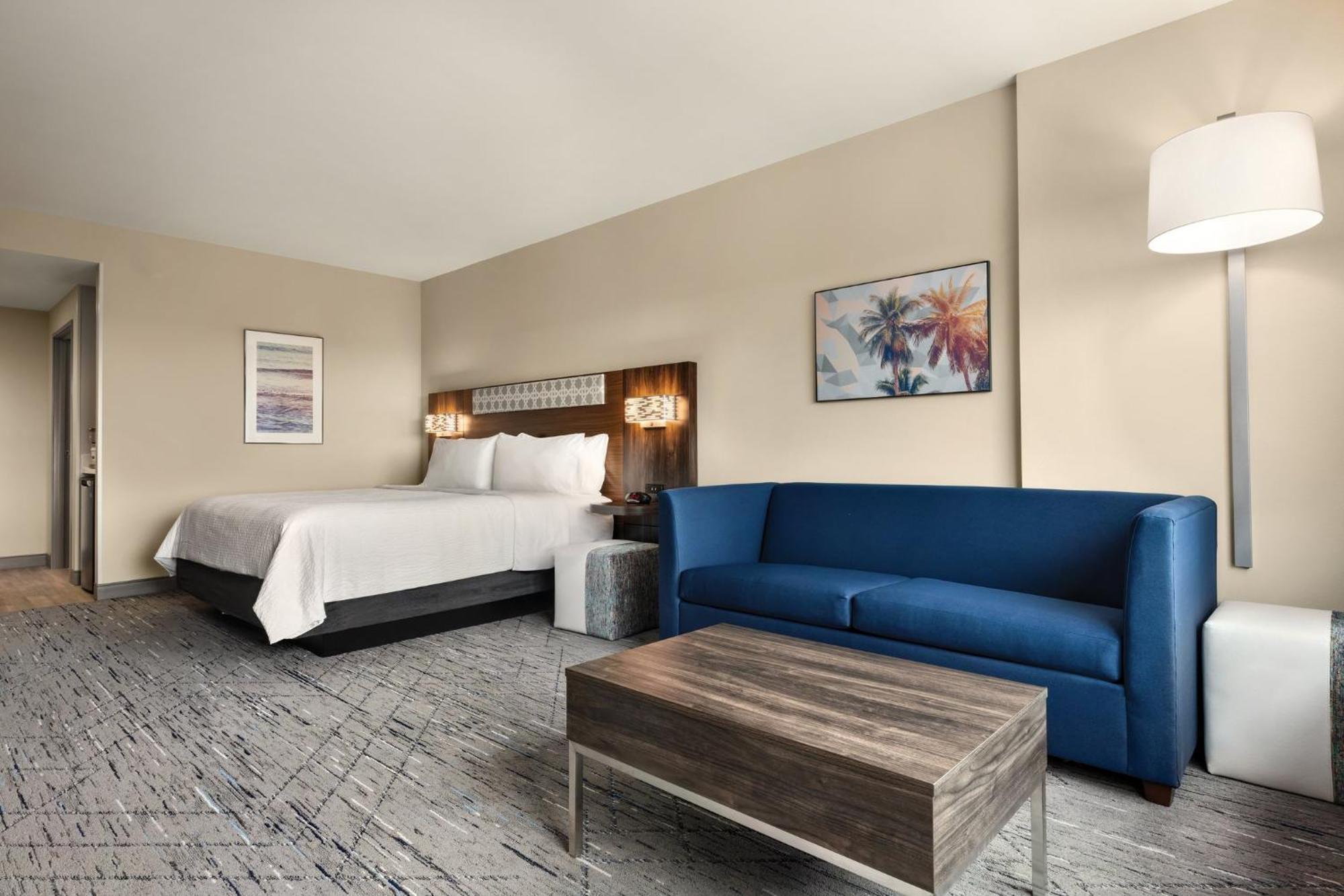 Holiday Inn Express Cape Canaveral By Ihg Exterior photo